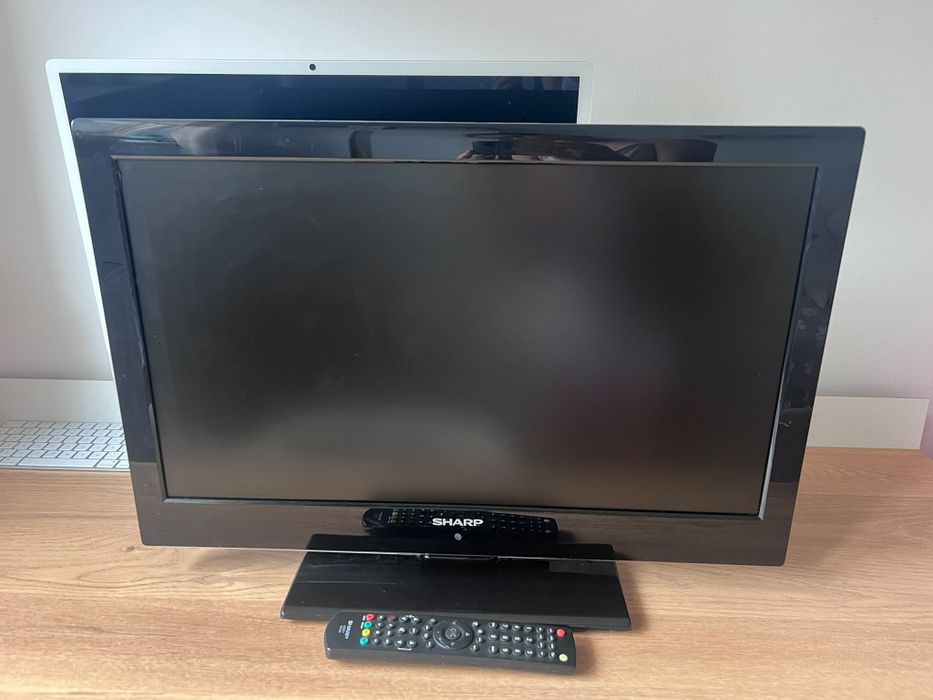 Sprzedam telewizor Sharp LC-24
