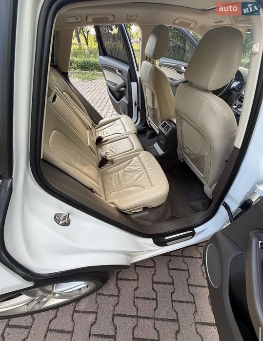продам автомобіль Audi q5