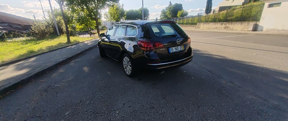 Opel Astra J cdti caixa automática