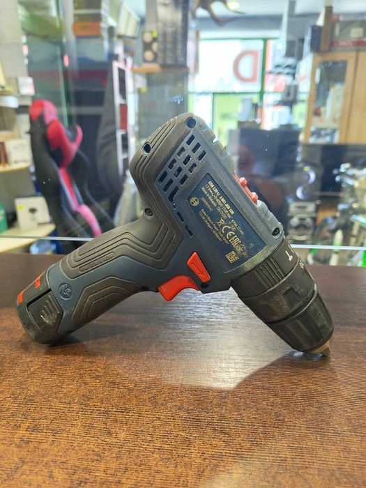 Wiertarko-wkrętarka Bosch Professional GSB 120-LI 2xaku ładowarka