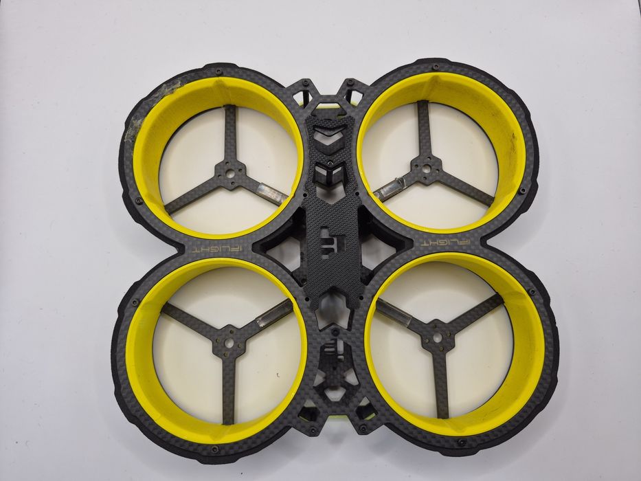 Rama do drona fpv Iflight Bumblebee 142mm x 2szt