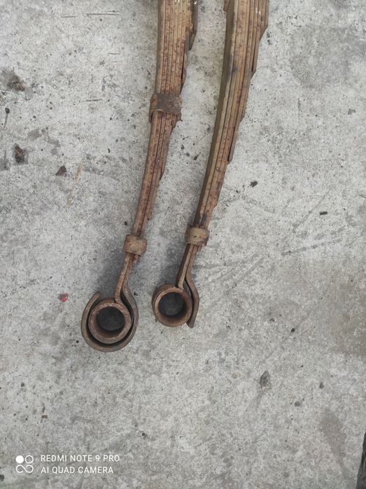 Продам передні задні ресори уаз 469 , 3151