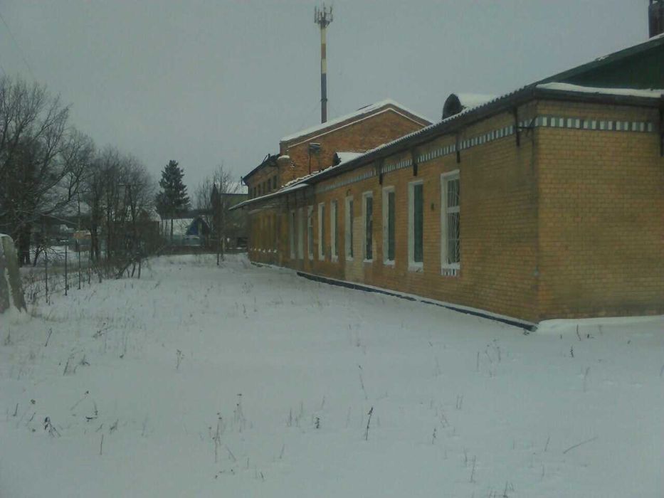 Ярмолинці Виробничі приміщення 1300 кв м з земельною  ділянкою 1,750га