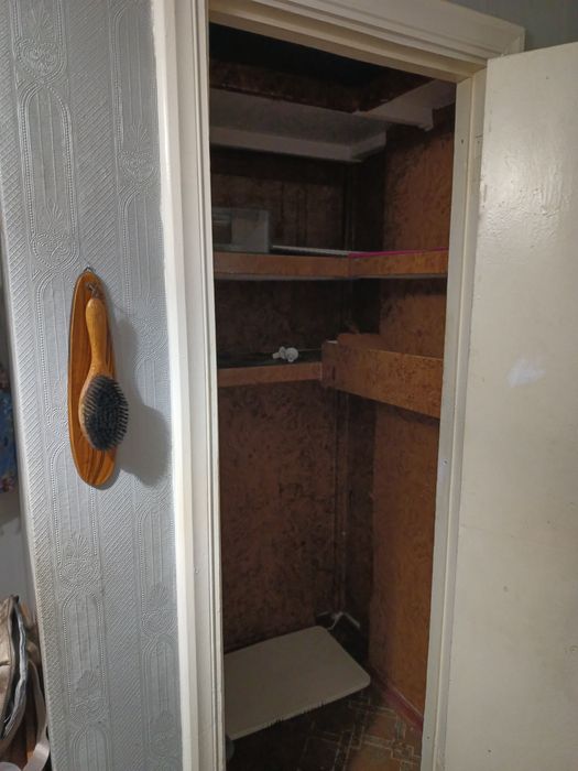 Продам 3к квартиру Космонавтів/10 квартал