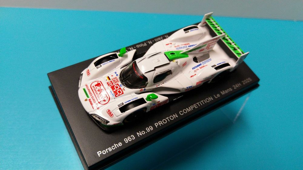Porsche 963 #99 Proton / 24h Le Mans 2025 /Miniatura Spark escala 1/64