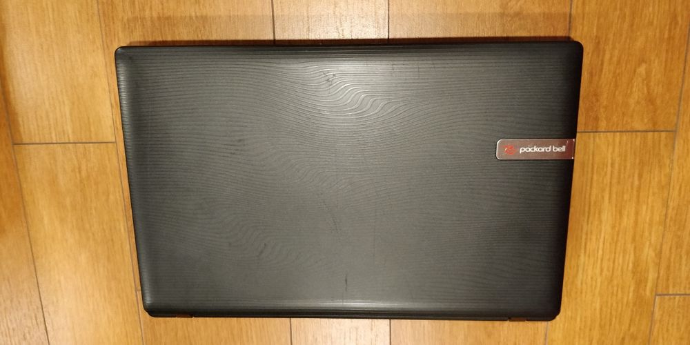 Packard Bell PEW91 Laptop, Intel i3 / 500 GB SSD / 4 GB RAM64354230979073122