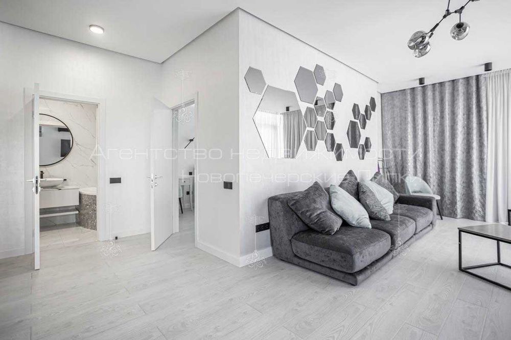 Apartment in Kyiv, Chorna hora, Zvirynets - More