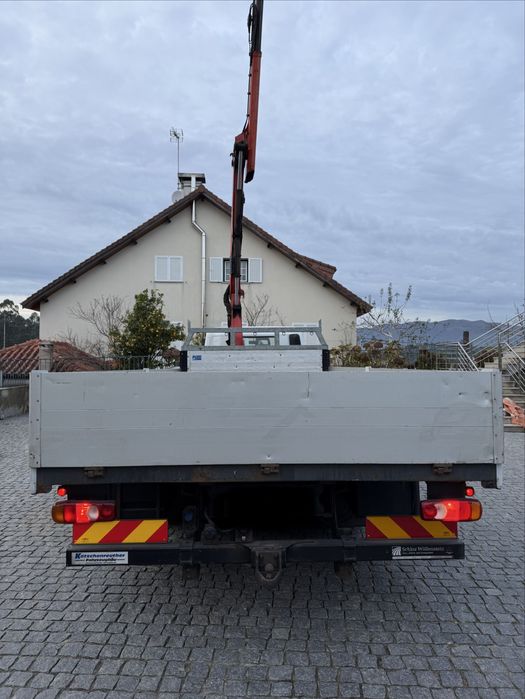 Mitsubish canter com grua de 13 m + Estrado