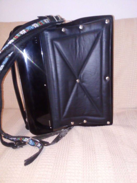 Akordeon Włoski Marotta 120 basów 5 chórów