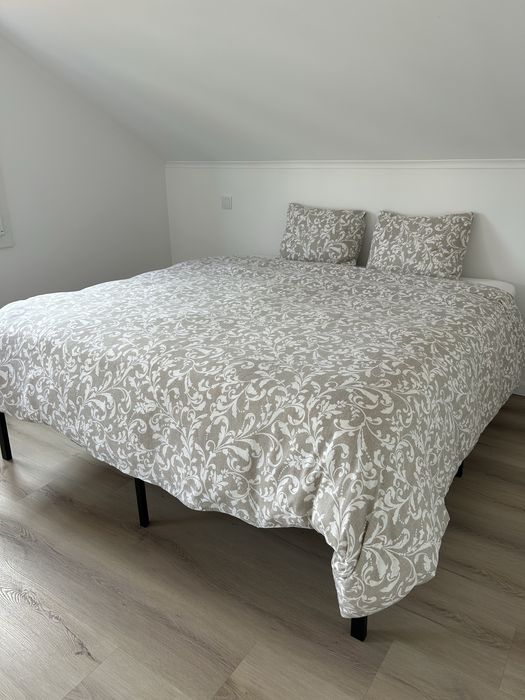 Colchão 180x200 “Novo” molas ensacadas com resguardo e 2 lençois de baixo