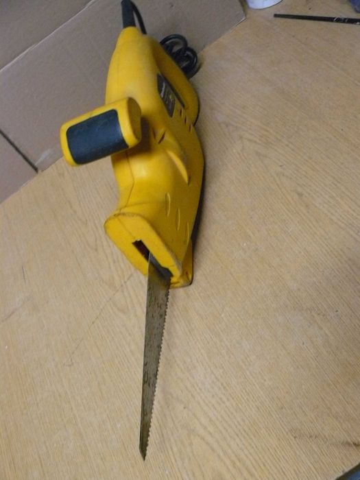 Szablasta Einhell 440 wat na 230 wolt