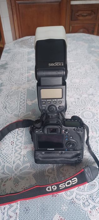 Canon 6D + lente 24-105 + Flash Canon 580EX II