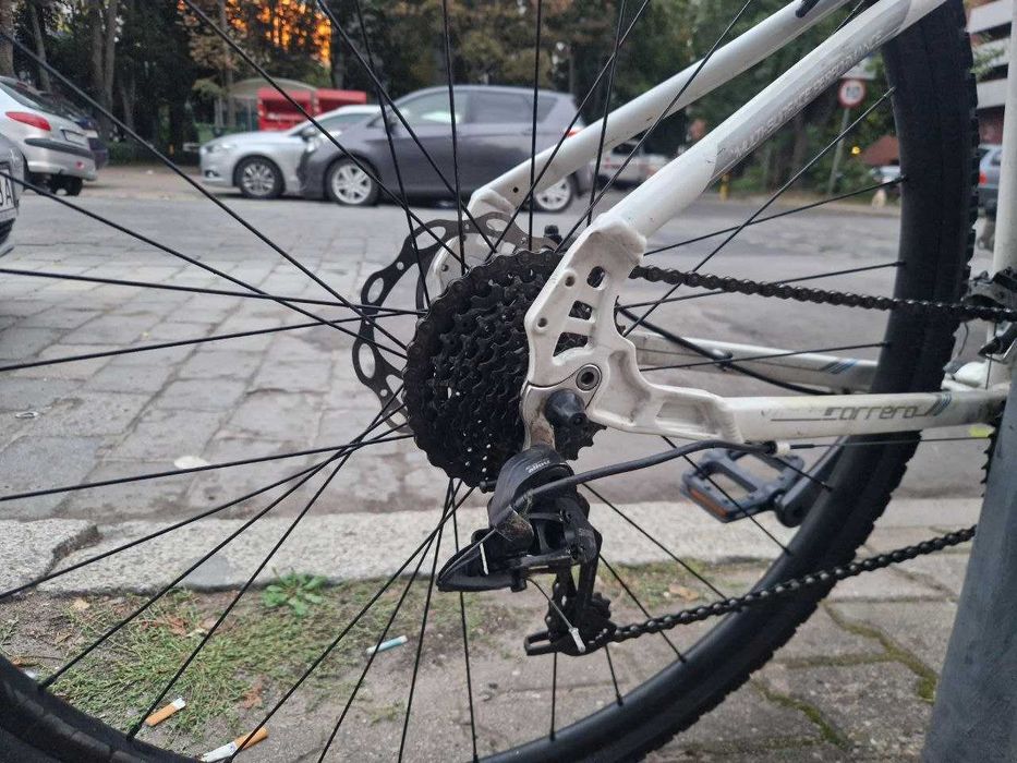 Carrera Crossfire 3 – rower crossowy trekkingowy , rama 17", koła 28"