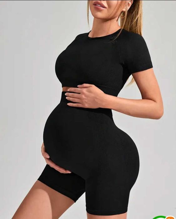 Літній костюм для вагітних