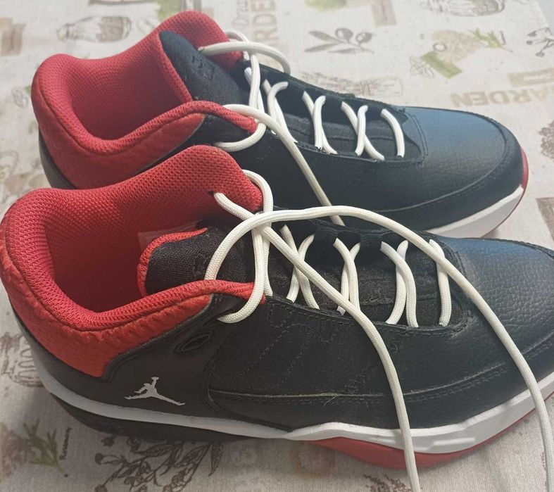 Nike Air Jordan Max Aura 3