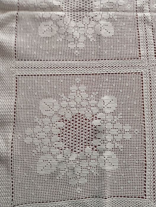 Toalha de crochê feita a mão