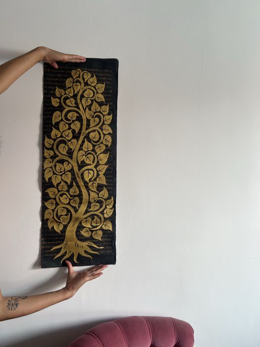 Papel com desenho tailandes para moldura cor dourada