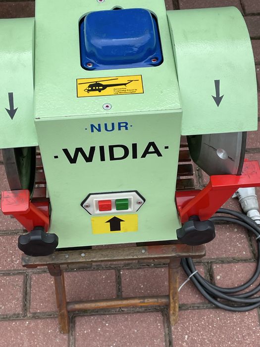 Diamentowa szlifierko-ostrzałka do węglika spiekanego