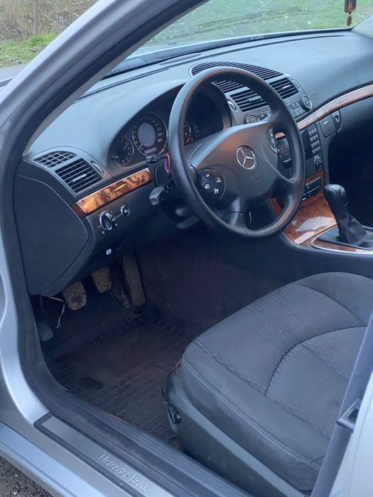 Mersedes-Benz E-Class W211 270CDI