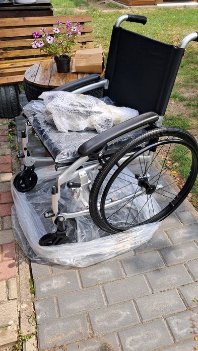Wózek inwalidzki nowy