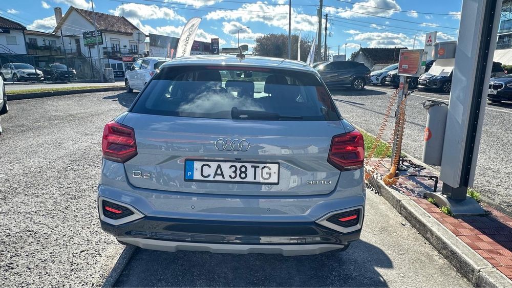 Audi Q2 30 TDI muito novo