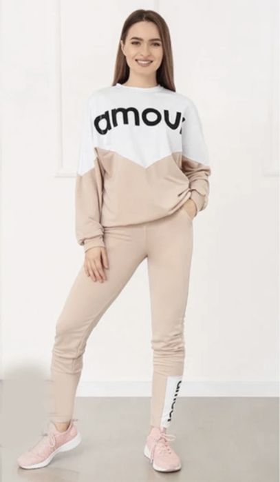 Женский спортивный трикотажный комтюм 42-44 размер