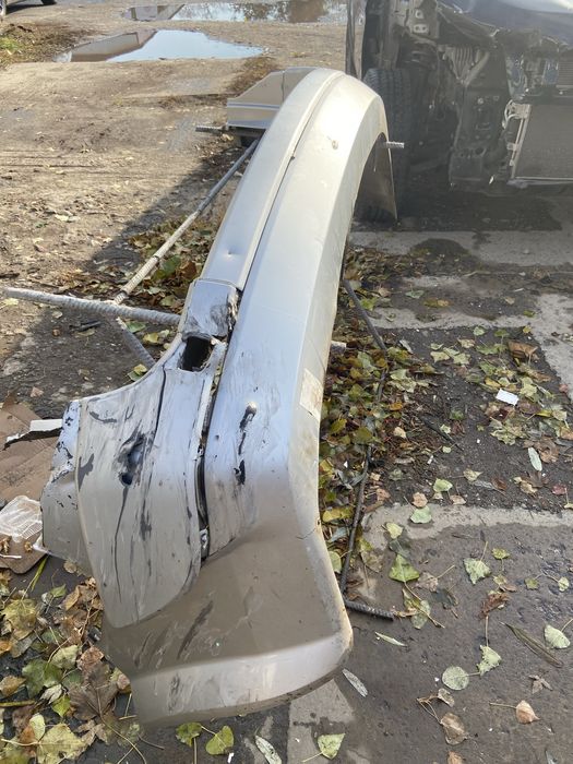 Бампер Рено меган 2 листва бампера