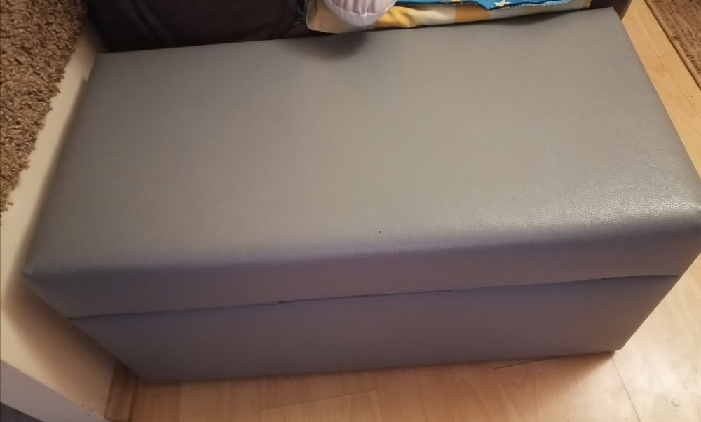 Pufy 2 szt  skóra pufa  schowek ławeczki wygodne