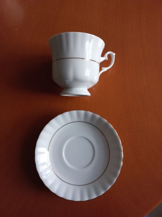 Serwis  kawowy 12 szt. porcelana Chodzież