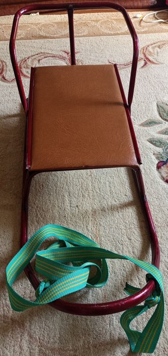 Санчата (сані) дитячі зі спинкою, сидіння штучна шкіра