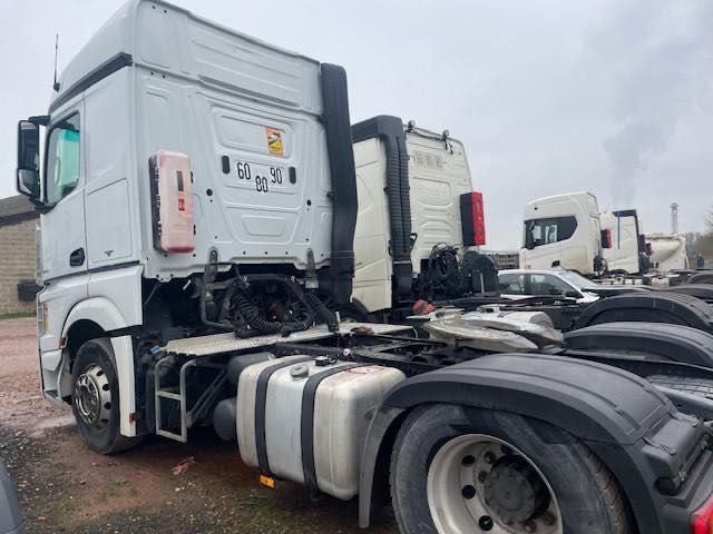 3 x Mercedes Actros 480 mil  km .2017