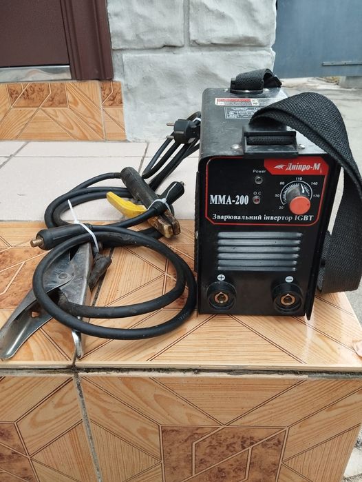 Дніпро-м ММА-200 зварювальний інвертор IGBT