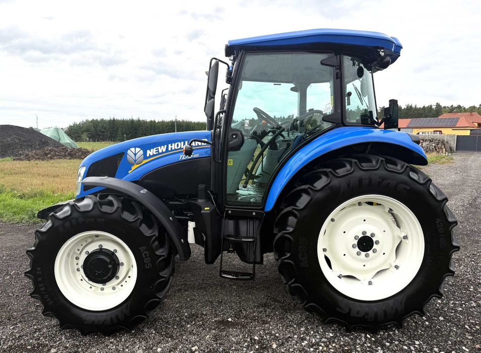 NEW HOLLAND TD 5.85 1057mtg 2021 rok Stan IDEALNY JakNOWY case farmall