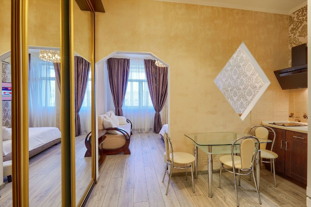 Квартира в Києві подобово біля метро