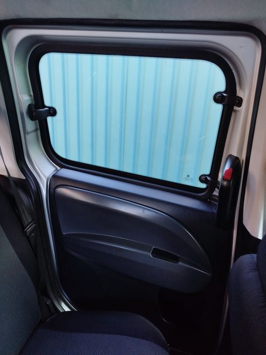 Продаж автомобіль Fiat Doblo Panorama