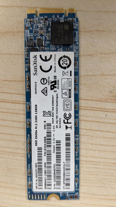 SSD SanDisk Z400s 128 ГБ M.2 2280 + внешний бокс Maiwo