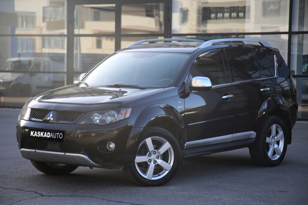 Mitsubishi Outlander XL