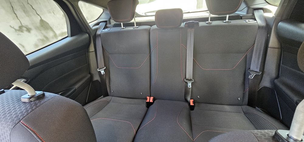 Ford focus 1.5  st line