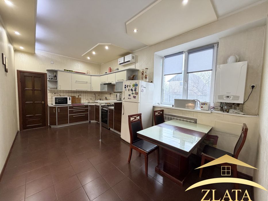 Продаж будинку на Зеленому