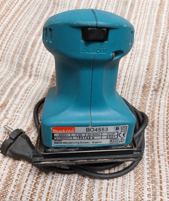 Эксцентриковая шлифмашина Makita BO 4555