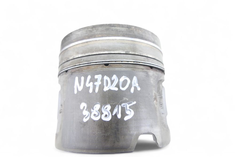 Tłok BMW E60 E61 E90 E91 E92 E87 E83 N47D20A 2.0d