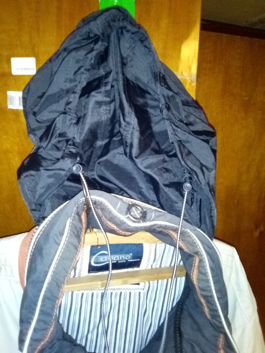 Продам фирменную, брендовую куртку ветровку Cabano active