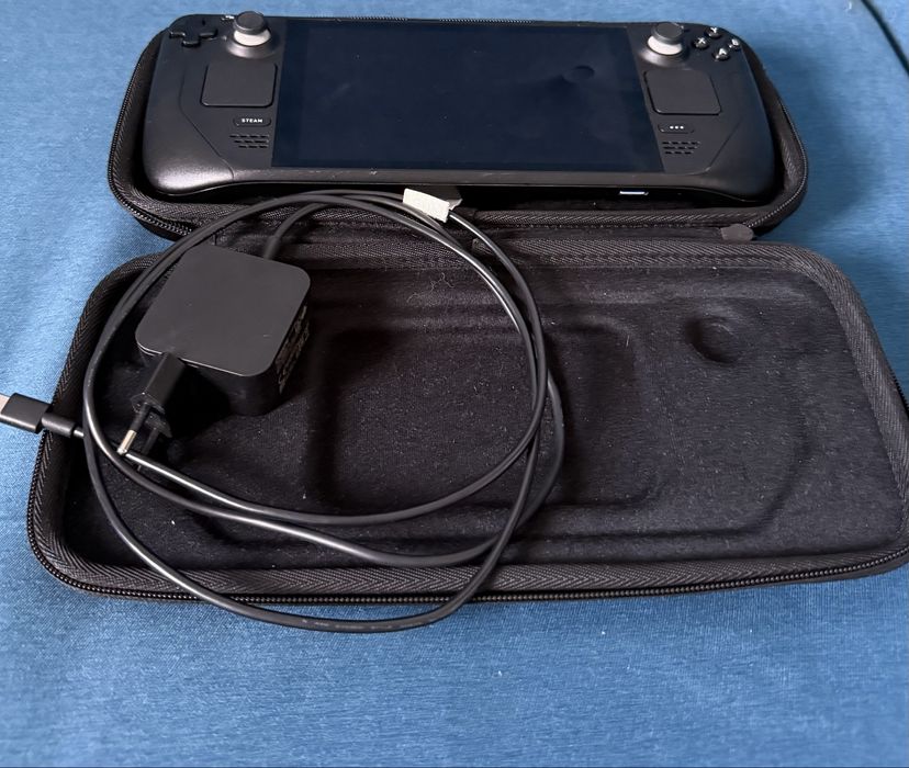 Продам Steam Deck LCD/ Стим Дек 256GB + 512GB
