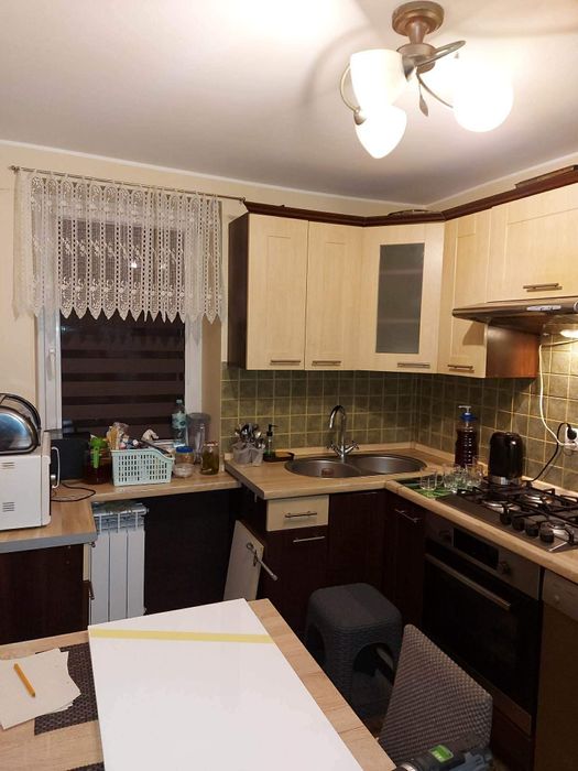 Usługi lakiernicze/Renowacja mebli