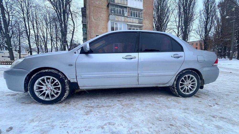 Продам mitsubishi 9