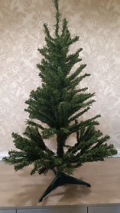 Искусственная елка