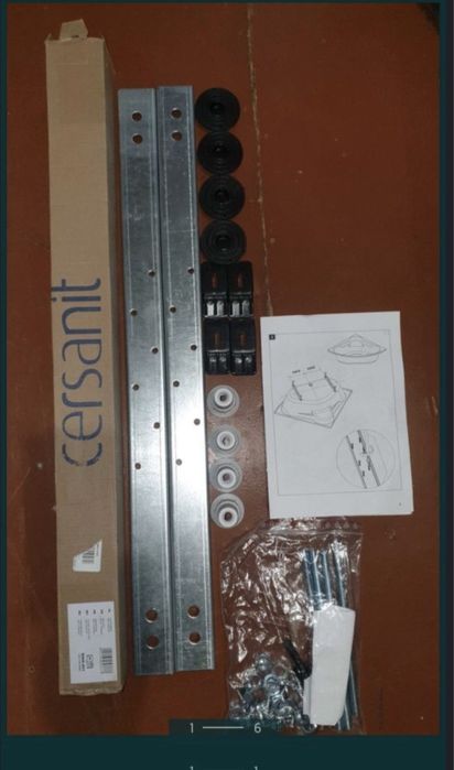 Продам ножки для  акриловой ванны Cersanit