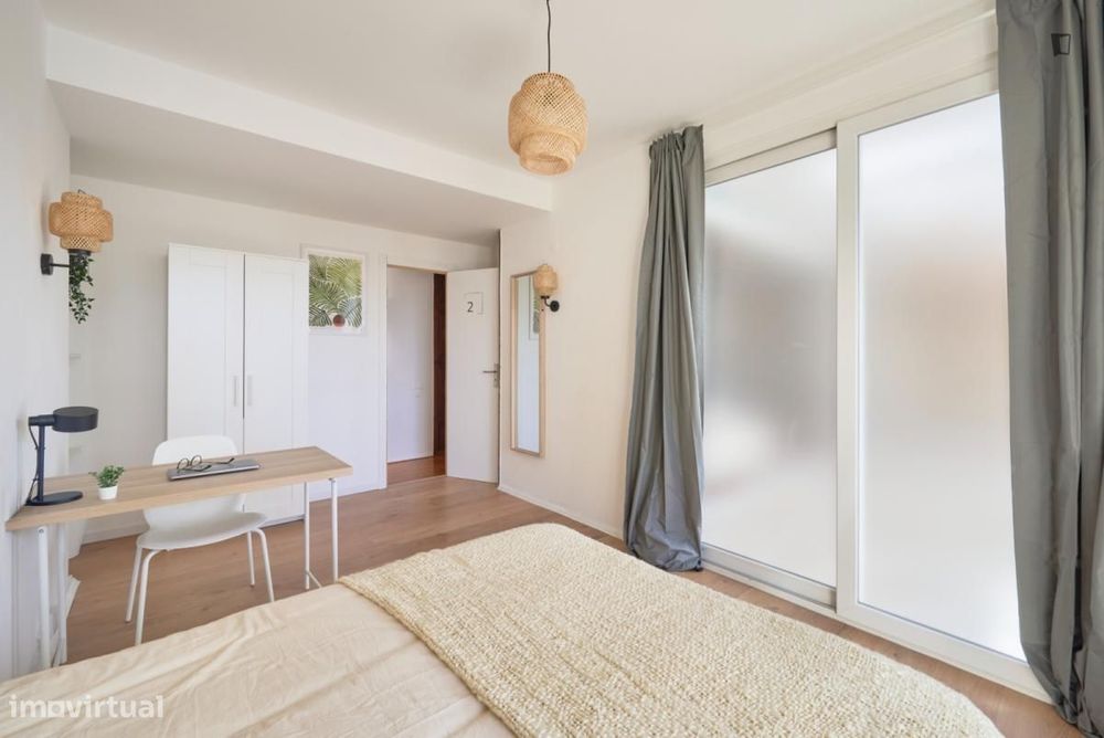 Quarto - localizado em Lapa Lisbon