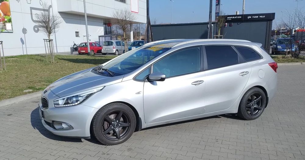 Kia Ceed Kia Ceed kombi CRDi 1.6 M krajowe 136 KM