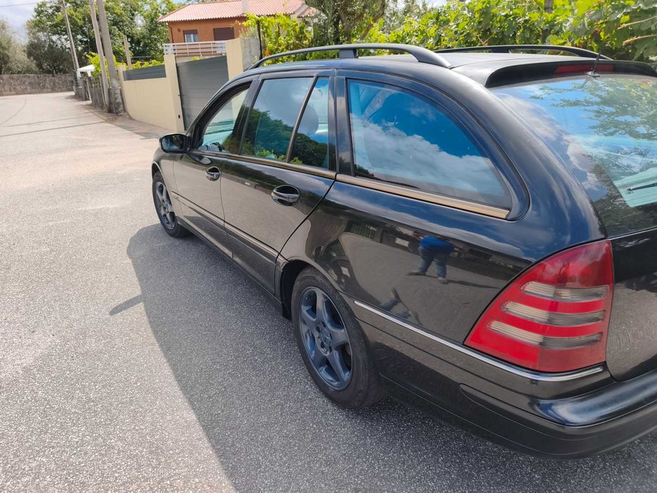 Vendo carrinha Mercedes-Benz C-220cdi 150cv AVANTGARDE 03/2001
